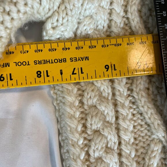 One Girl Who Cable Knit Cardigan Wool Sweater With Chunky Buttons & Ribbed - Picture 7 of 11